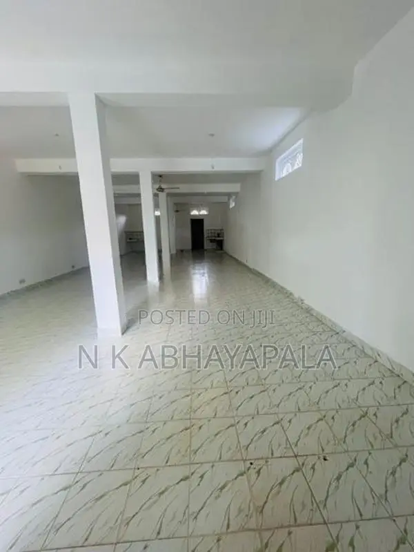 Commercial Building for Sale in Dambulla Facing A9 Main Road