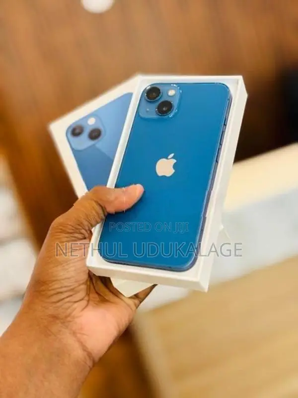 Apple iPhone 13 128GB (Used)