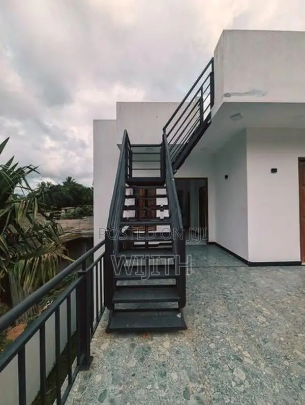 Two Storey House with Pool for Sale in Kiribathgoda