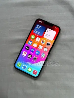 Apple iPhone 13 (Used)