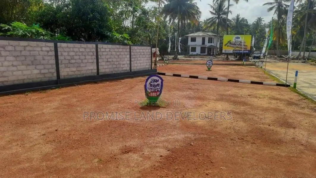 Lands for sale in Athurugiriya, Colombo