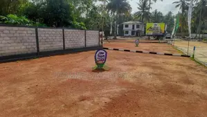 Lands for sale in Athurugiriya, Colombo