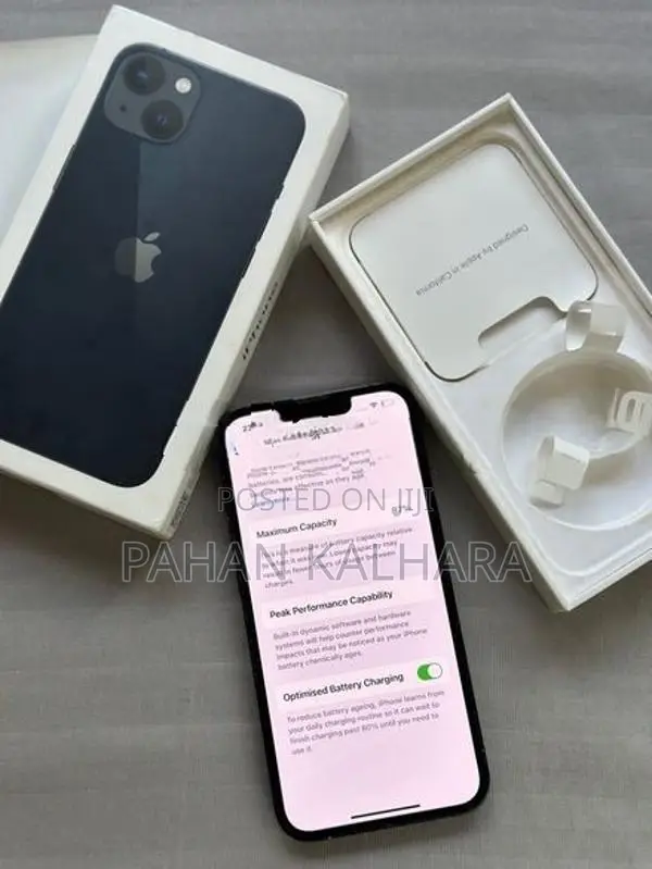 Apple iPhone 13 (Used)