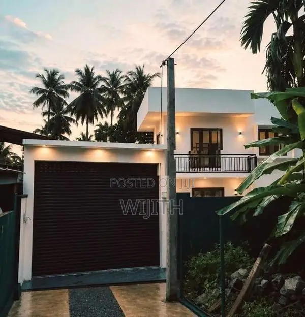 Two Storey House with Pool for Sale in Kiribathgoda