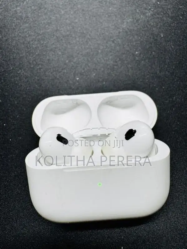 AirPods Pro (2nd generation) with MagSafe Charging Case (USB-C)