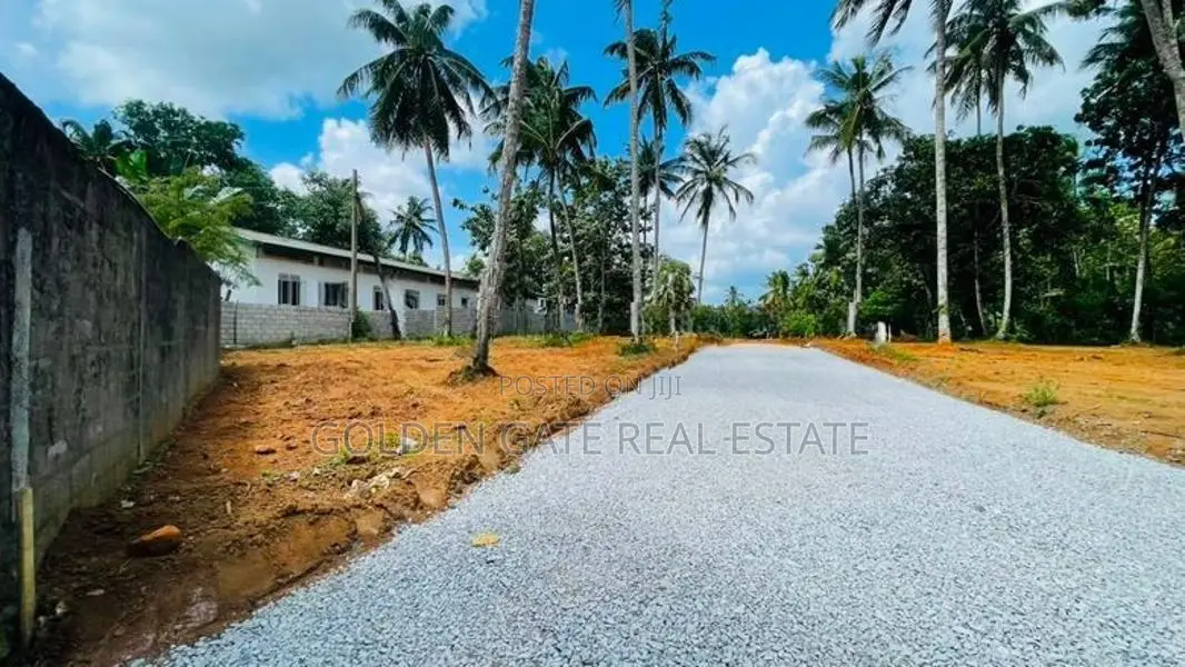 Yakkala Land Sale