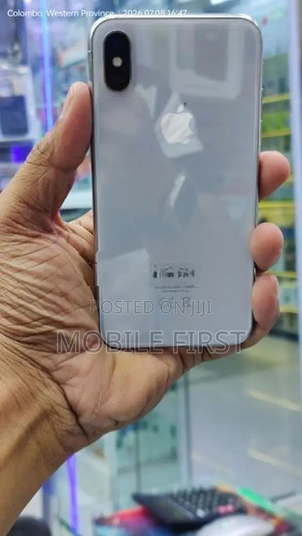 Apple iPhone X 64GB (Used)