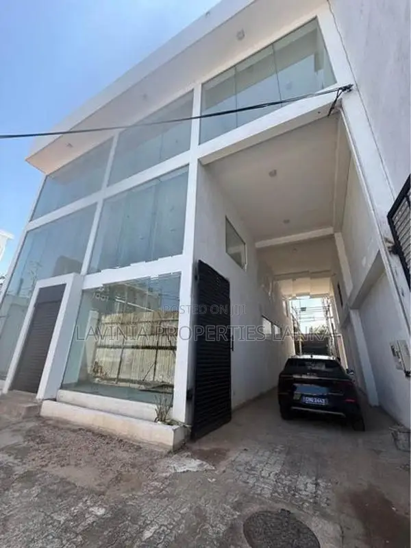 Commercial Building for Rent – Dehiwala,Galle Road Facing ANU024C