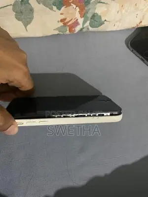Apple iPhone 5 (Used)