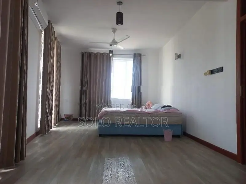 Commercial Apartment Complex for Sale in Colombo 6