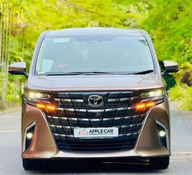 Toyota Alphard Pre-ExecutiveLounge 2024