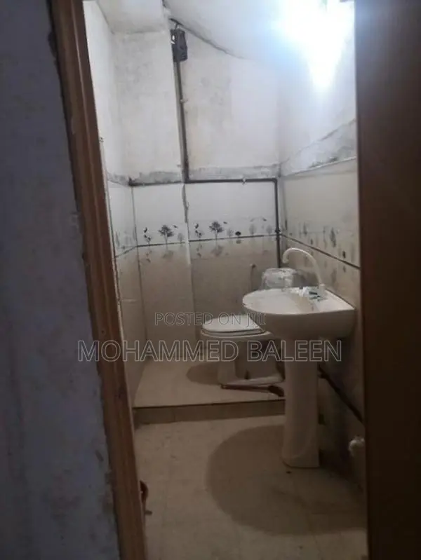 1st Floor Commercial Office Space for Rent – Welimada
