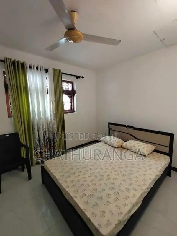 5 Bedrooms House for Sale Kadawatha Near Kandy Road