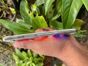 Samsung Galaxy S5 (Used)