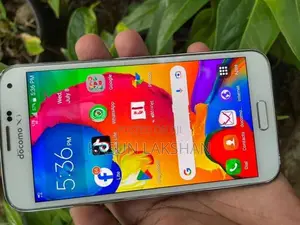 Samsung Galaxy S5 (Used)