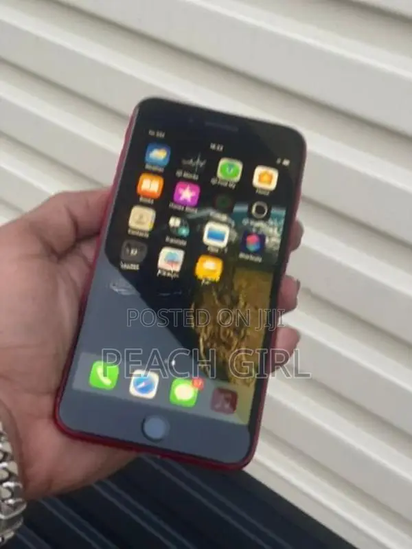 Apple iPhone 8 Plus (Used)