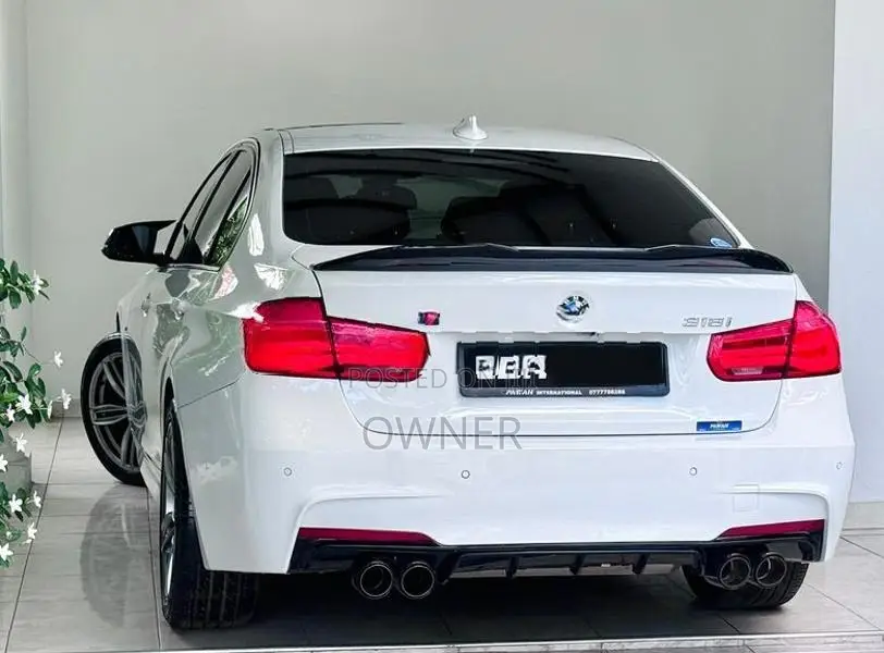 BMW 318i M SPORT 2018