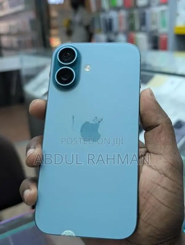 Apple iPhone 16 256GB (Used)