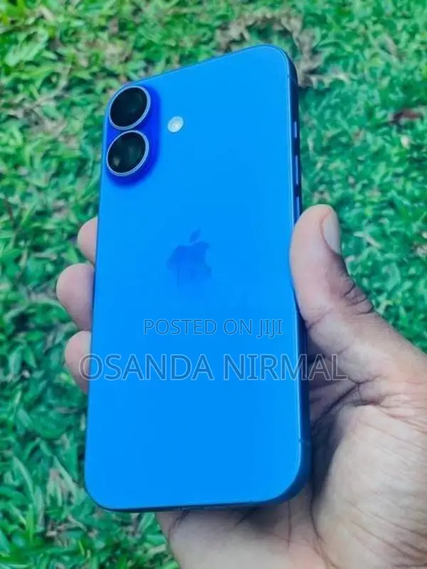 Apple iPhone 16 (Used)