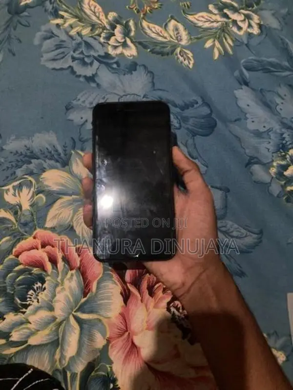Apple iPhone 7 Plus (Used)