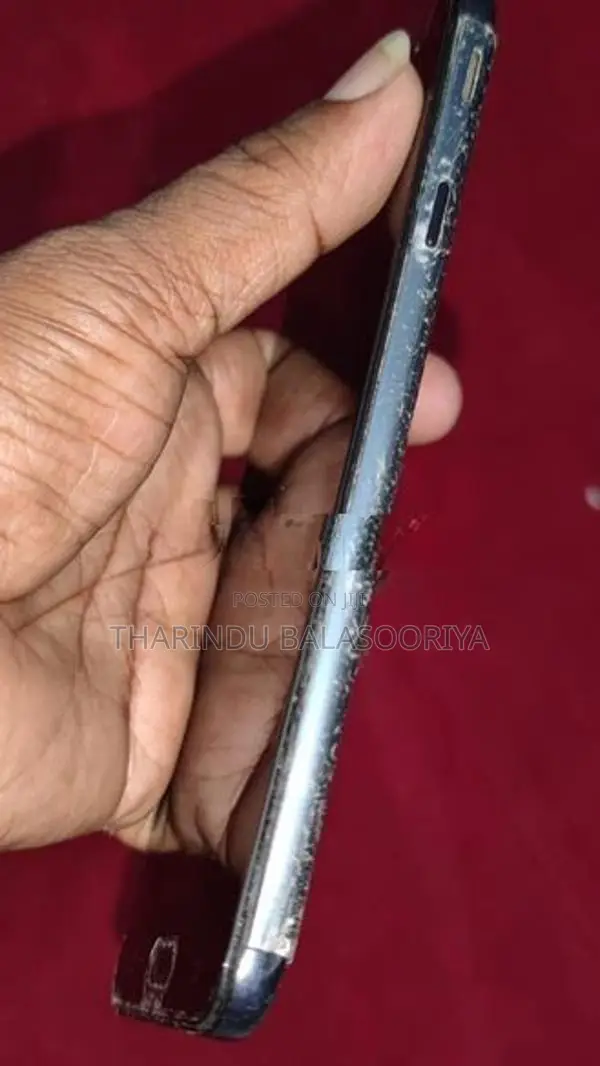 Samsung Galaxy J7 (Used)