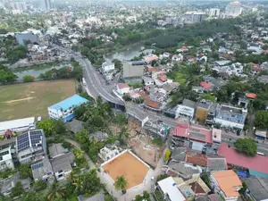 පැලවත්තේන් අගනා ඉඩමක්