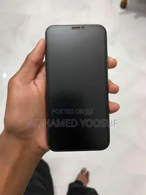 Apple iPhone XS (Used)