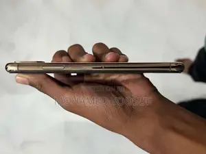 Apple iPhone XS (Used)