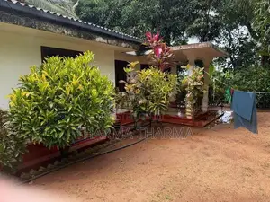 Hous for Sale வவுனியா
