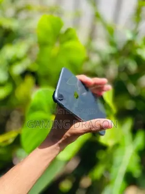 Apple iPhone XR 64GB (Used)
