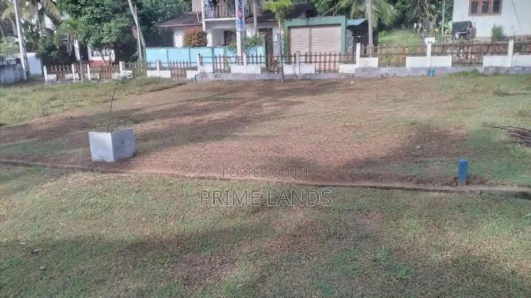 Athurugiriya Best Valuable Land for Sale in School Lane