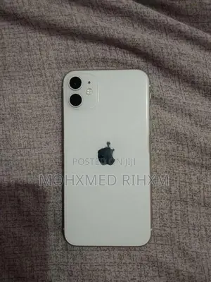 Apple iPhone 11 (Used)