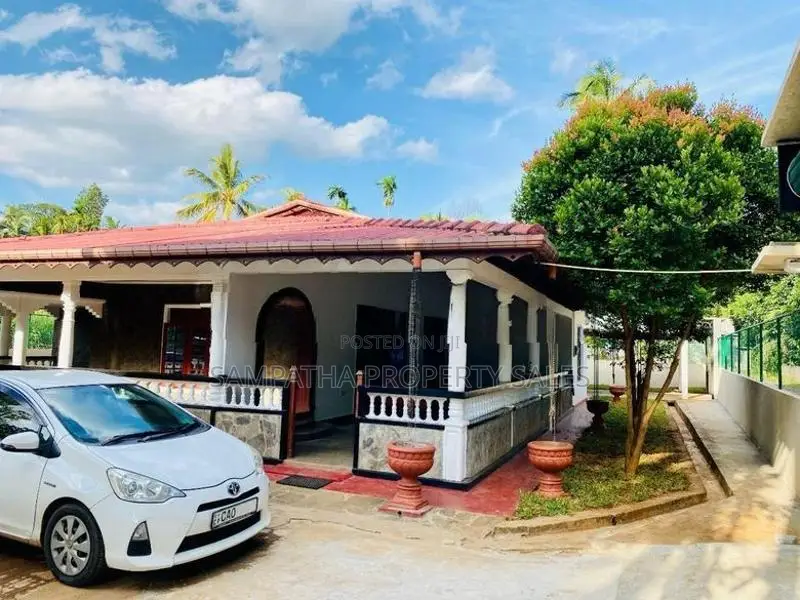 House for sale in Matale, Kirigalpotha