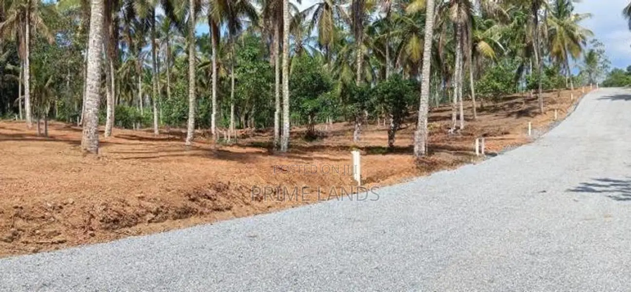 Residential Land for Sale in Kahathuduwa
