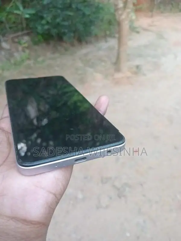 Vivo Y04 Phone (Used)