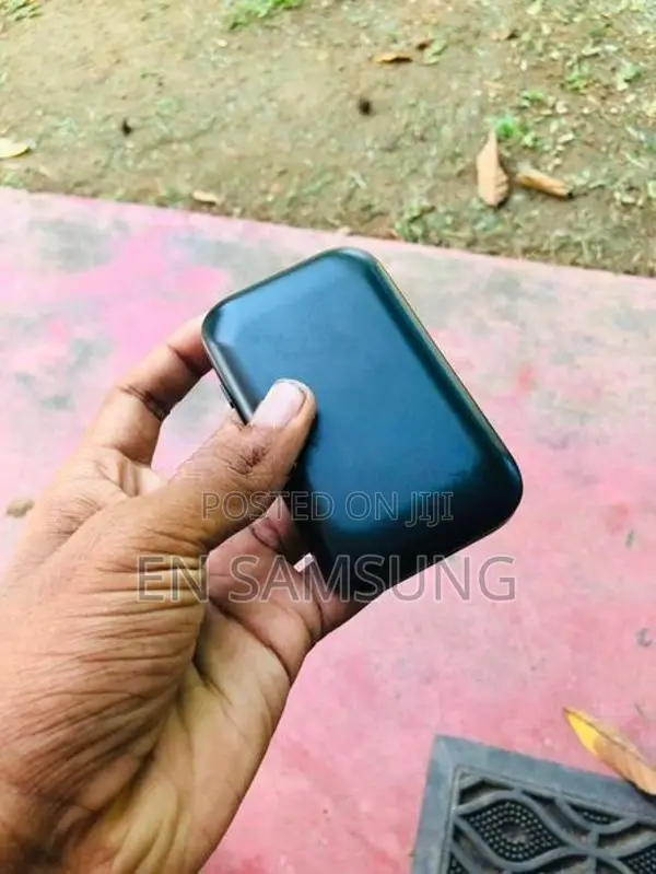 4G LTE-Advanced Mobile Poket WiFi Router