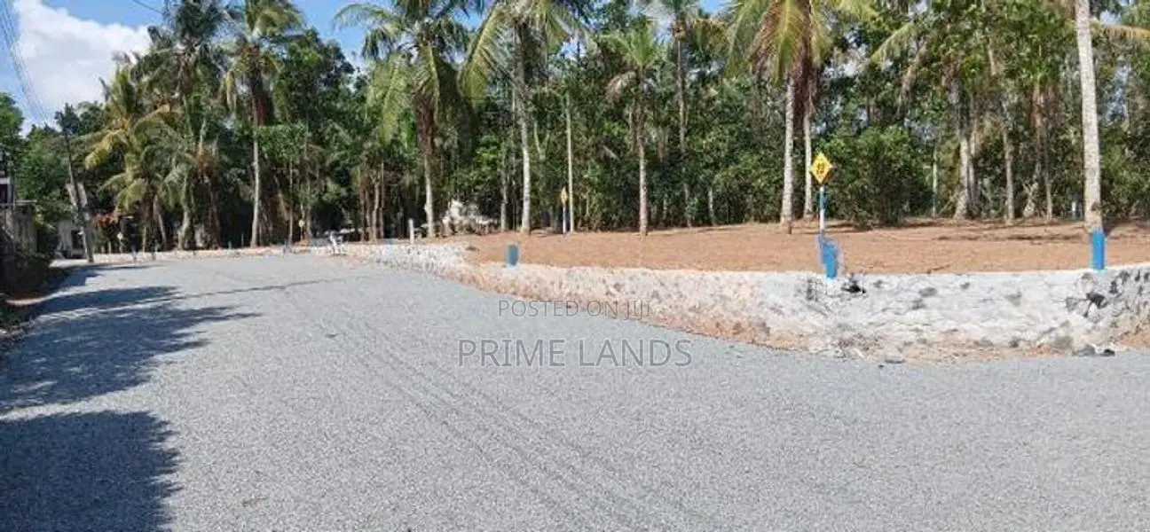 Residential Land for Sale in Kahathuduwa