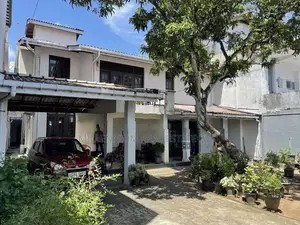 Three Bedrooms House for Sale in Mount Lavinia