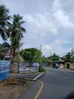 காணி விற்பனைக்கு Jaffna