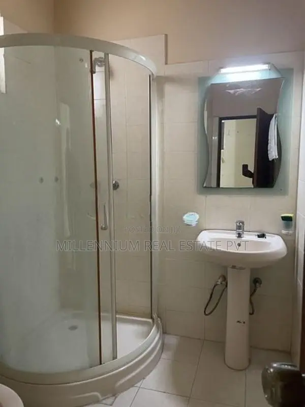 Three Bedroom Apartment for Sale in Wellawatte