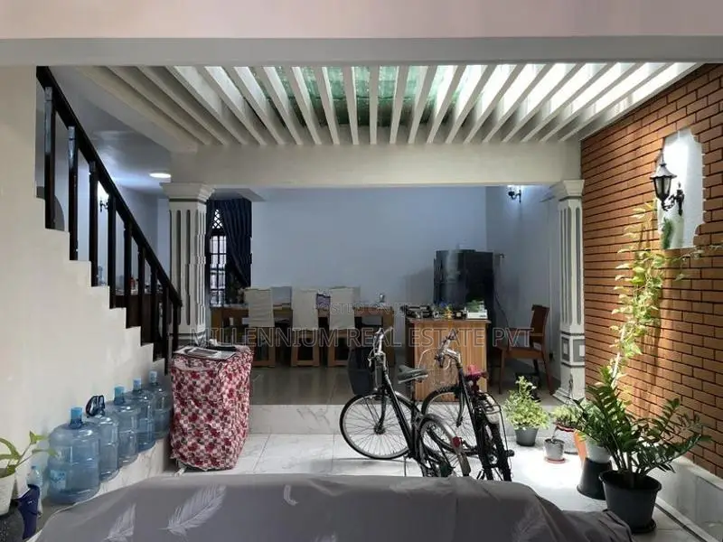 Three Bedrooms House for Sale in Mount Lavinia