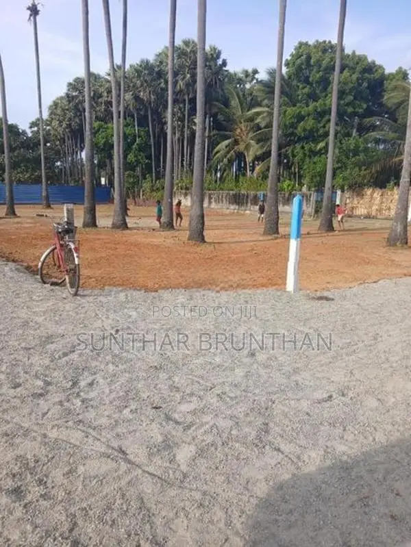 காணி விற்பனைக்கு Jaffna