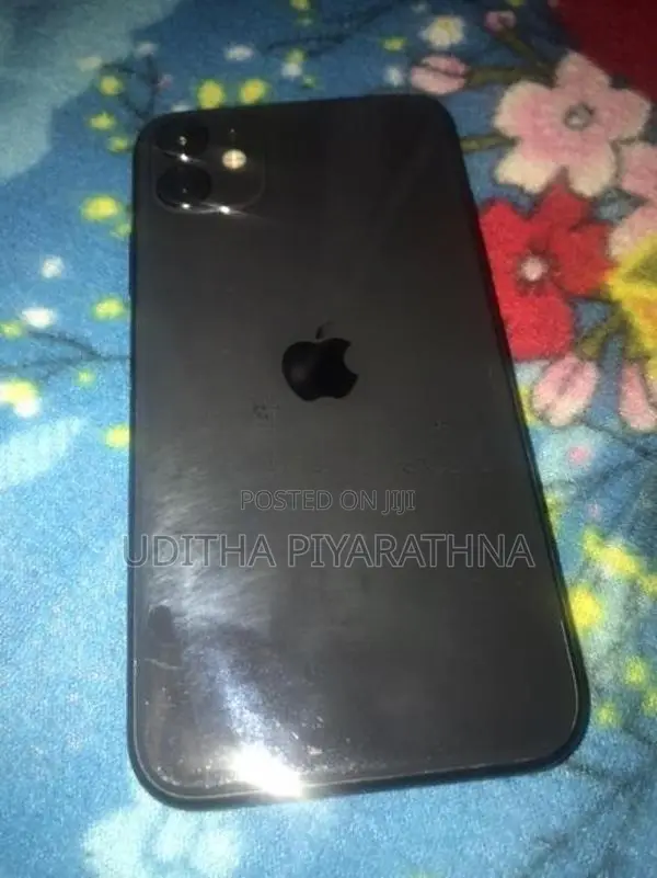 Apple iPhone 11 (Used)