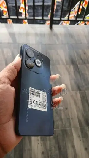 Infinix Smart 8 (Used)
