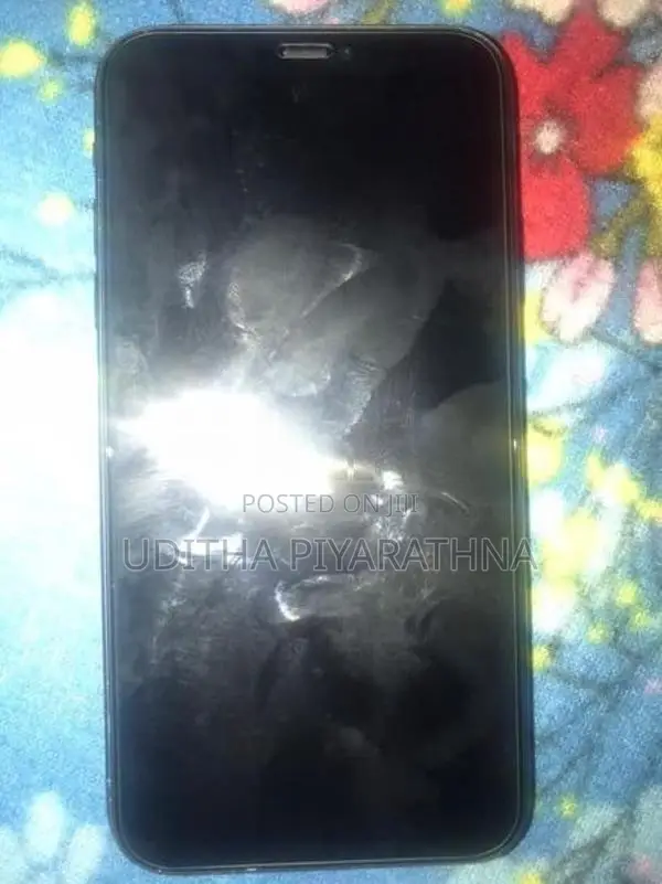 Apple iPhone 11 (Used)
