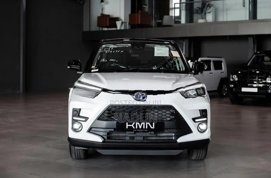 Toyota Raize Z Hybrid BSM 2026