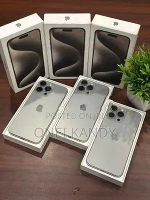 Apple iPhone 15 Pro Max 256GB (Used)