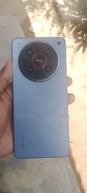 ZTE nubia V70 Max (Used)