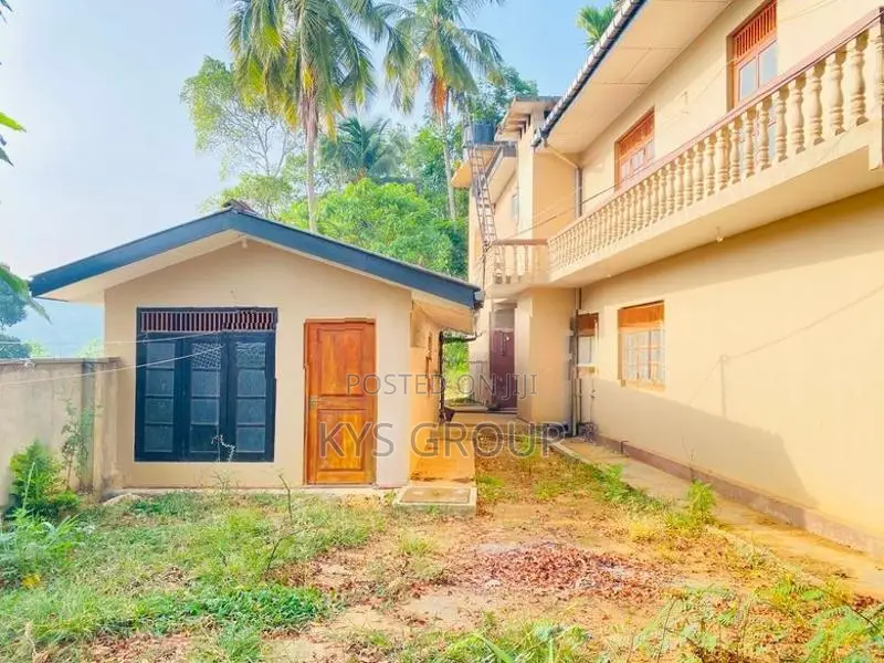 Building with Land for Sale – Badulla