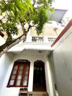 House for Rent in Rudra Mawatha Wellawatta Colombo 06
